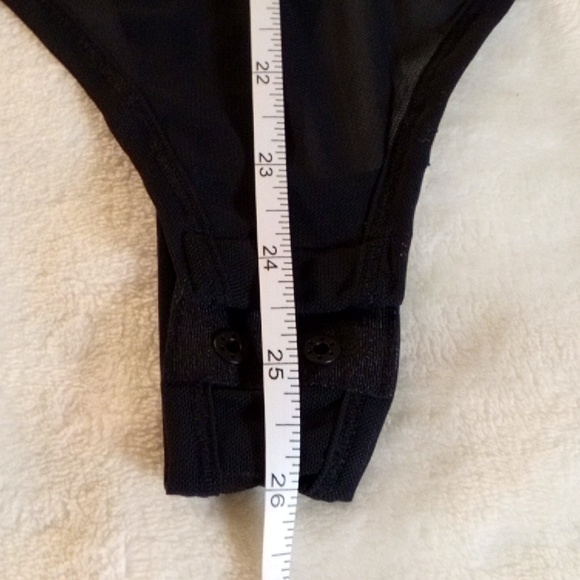 STEVE MADDEN BODYSUIT SIZE MEDIUM WOMENS - Picture 7 of 9